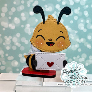 MDF Gnome: Bee with Stand