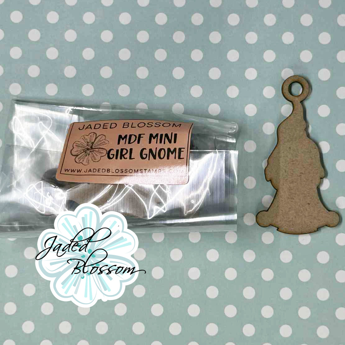 MDF Mini Girl Gnomes